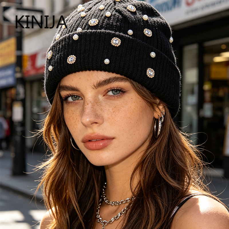 قبعة شتوية محبوكة مزينة باللؤل - مراجعة Beanie Cuffed Knit وسعره
